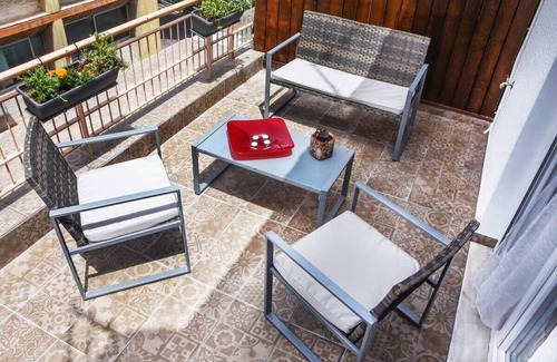 Athens Apartment | Koukaki Edge Penthouse Acropolis & Filopappou view