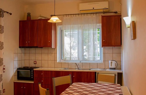 Lygia Apartment | Koutouki apartment 2