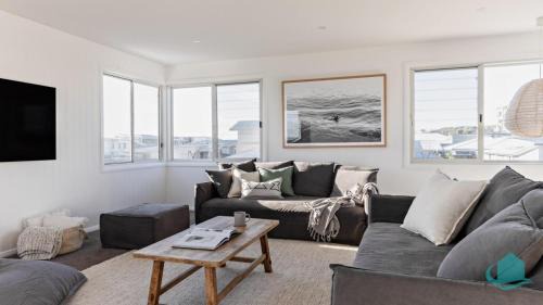 Caves Beach House | Kove at Caves Beach- Beach and pool access