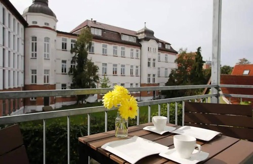 Rostock Apartment | KRABBENNEST Holiday apartment, quiet and family-friendly