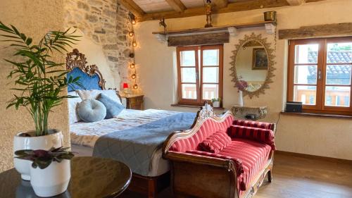 Sezana Villa | Krasna Hiška - Authentic Heritage Home