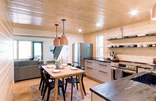Kremmling Cabin | Kremmling Cabin: Firepit, Pets, Sleeps 8, Trails!