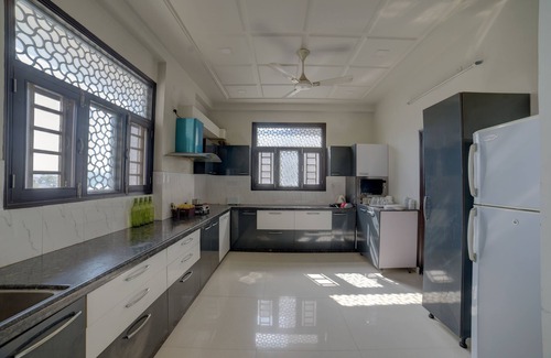 Jaipur Apartment | "Krishan kunj vacation home"Luxurious centrally located 4BHK Homestay Apartment