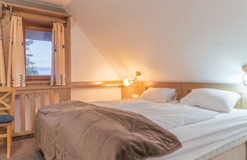 Ambroz pod Krvavcem House | Krvavec Quadruple room with balcony 2