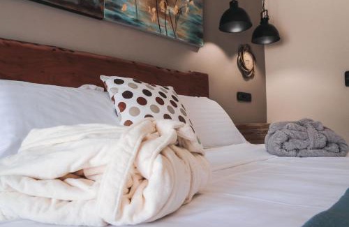 Troulos Apartment | KT Villa