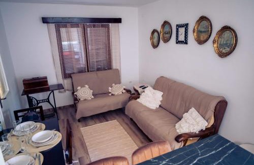 Cacinci Apartment | Kuća za odmor Grđan