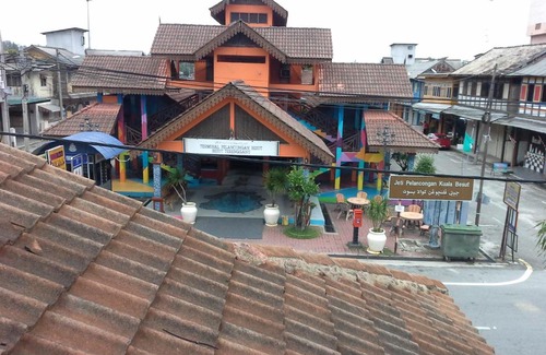 Kampung Nail Hotel | KUALA BESUT JETTY BUDGET HOTEL AIN - In front of Kuala Besut Jetty