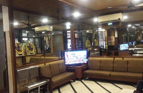 Mahad Hotel | Kuber's Residency