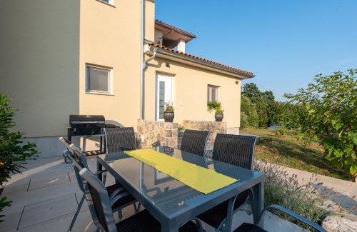 Sarsoni House | Kuca za odmor Diraki R