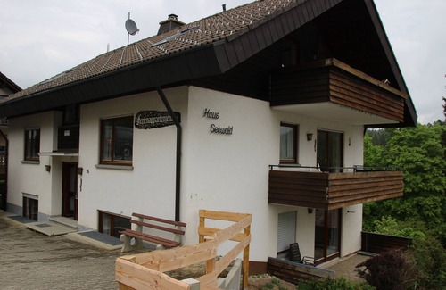 Friedenweiler Apartment | Kuckucksnest Wohnung OG
