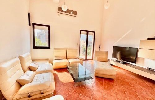 Kumbor Apartment | Kumbor sunny port with shared pool