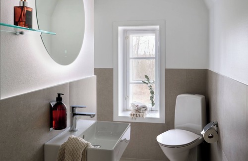 Vadstena Bed & Breakfast | Kungs Starby gård Bed & Breakfast