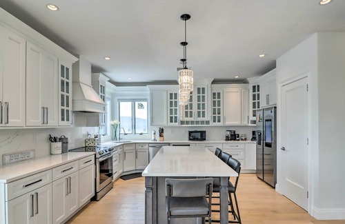 Kresgeville Villa | Kunkletown Home w/ Private Pool & Game Room!