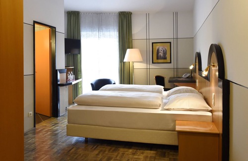Sankt Veit an der Glan Hotel | Kunsthotel Fuchspalast