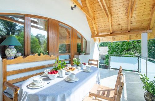 Bekasmegyer Apartment | KupolaVilla-Apartment-Event house by the Danube river-Buda