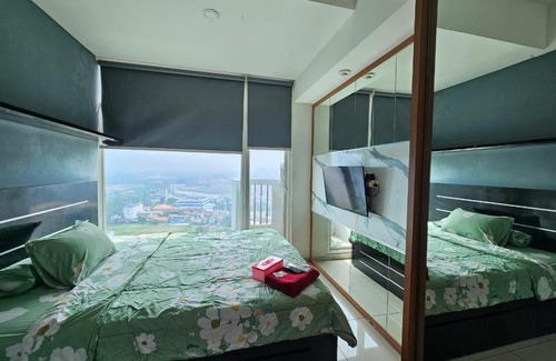 Cikokol Apartment | Kuro House At Tree Park City