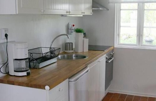 Andrarum House | KUSKAHUSEN VANDRARHEM