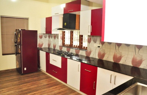 Alwaye House | Kuttenchira villa near Cochin airport