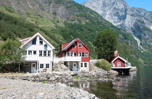 Synes House | Kvitveis by Interhome