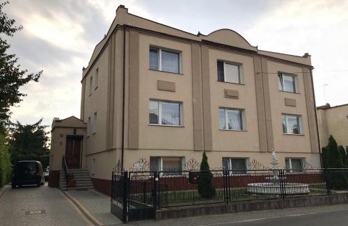 Gniezno House | Kwatery prywatne Jaśmin