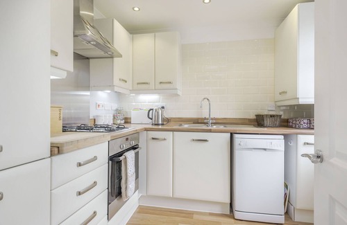 Monmouth Cottage | KYMIN VIEW, family friendly, with a garden in Monmouth