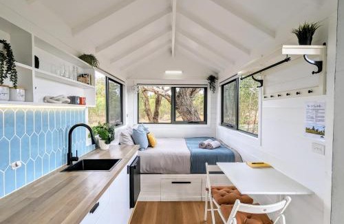 Metcalfe House | Kyneton Ridge Tiny House - Tiny Stays