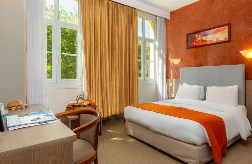 Avignon City Centre Hotel | Kyriad Avignon - Palais des Papes