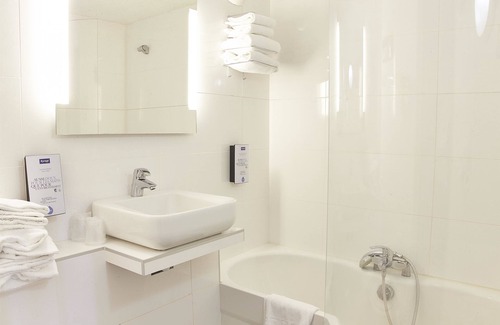 Beaune Hotel | Kyriad - Beaune