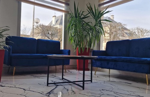 Arpajon Hotel | Kyriad Direct Arpajon