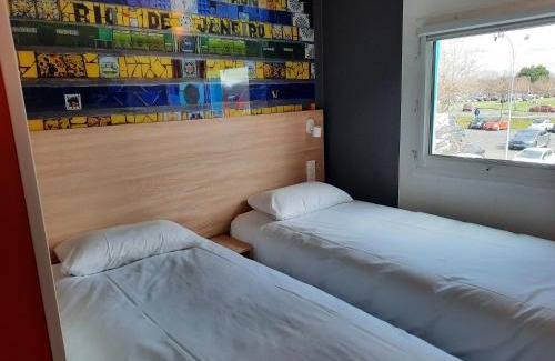 Saint-Contest Hotel | Kyriad Direct Caen Nord Memorial