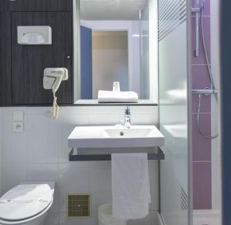 Ludres Hotel | Kyriad Nancy Sud - Ludres