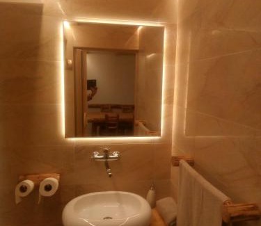 Harghita-Bai Apartment | László apartman