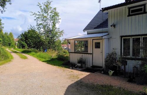 Henan Apartment | Lägenhet naturnära i Henån