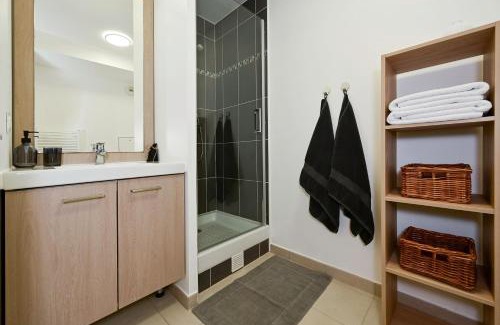 Quartier Atlantis Apartment | Léonard de Vinci - Avec parking privé à Massy