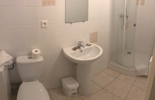 Pont-de-Salars Hotel | L'Agapanthe