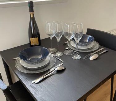 Saint-Julien-les-Villas Apartment | L agréable