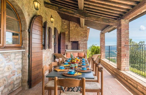 Sarteano Villa | L'ALCOVA 8&2, Emma Villas