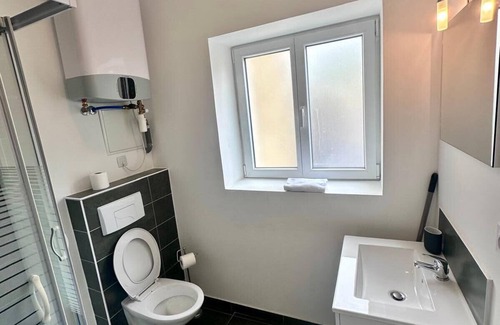 Republique - Tolstoi Apartment | L'Alsacien - Villeurbanne - Métro A et B