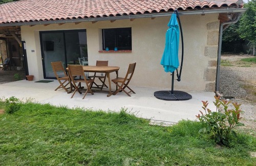 Le Pin House | L' Amandier