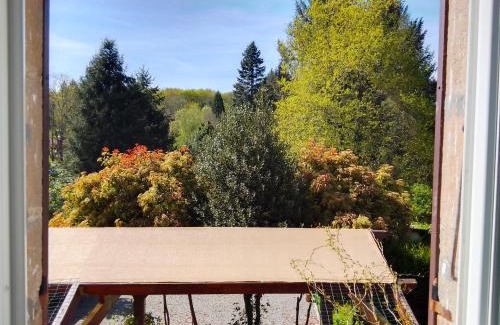 Saint-Laurent-sur-Gorre Bed & Breakfast | L'ancienne Gendarmerie
