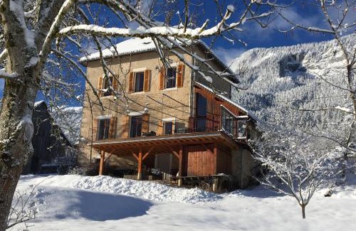 Saint-Pierre-d'Entremont Bed & Breakfast | l'Ancienne Ecole du Villard