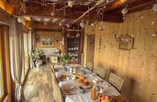 Besain House | L'Ancienne Cure