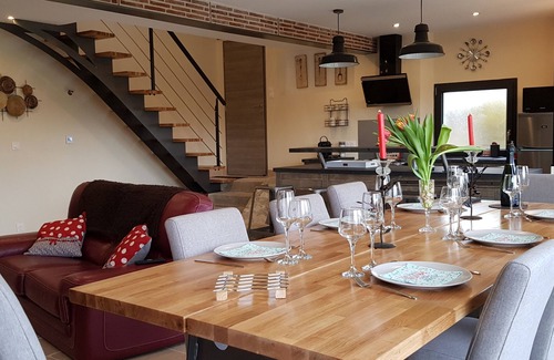 Esternay House | L' ANNEXE, charming gite in Champagne