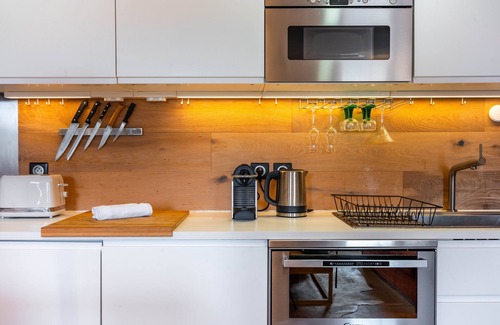 Nancy City Centre Apartment | L'appart des Ducs - Vue sur la basilique à Nancy