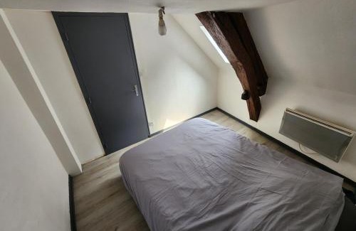 Gray Apartment | L'appartement d'Edmond Bour