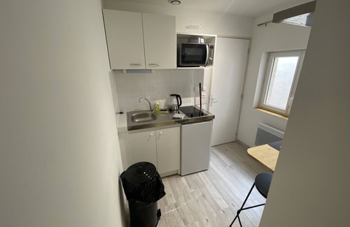 Fontaine Lestang-Bagatelle-Papus-Tabar-Bordelongue Apartment | L'Arène : T1bis refait à neuf à deux pas du métro