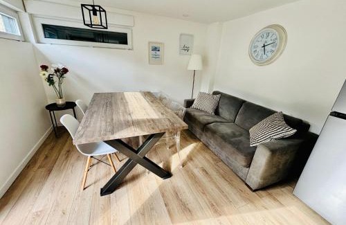 Amneville Apartment | L'arbre de vie