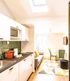 Hincmar Apartment | L'arc en Ciel - Appartement paisible à proximité de la Cathédrale