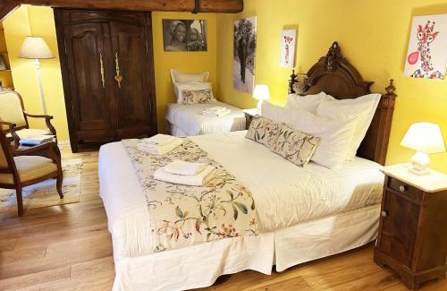 Sainte-Colombe Bed & Breakfast | L'Armandière