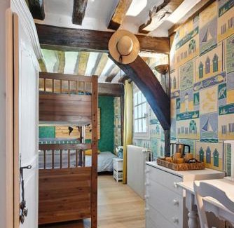 Sainte-Colombe Bed & Breakfast | L'Armandière